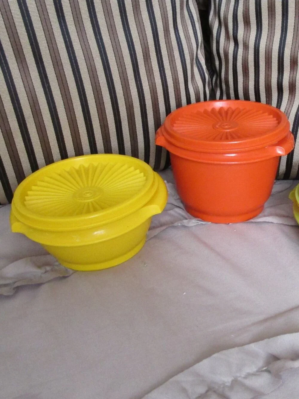 lot of Tupperware containers